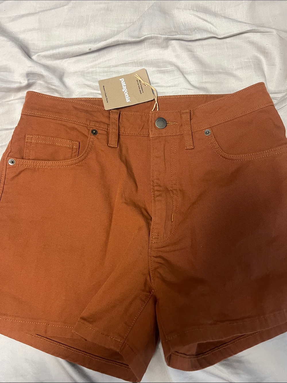 Patagonia Women's Rust Orange Short-Length Casual Shorts NWT - Picture 3 of 4